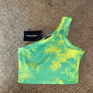 Prettylittlething top